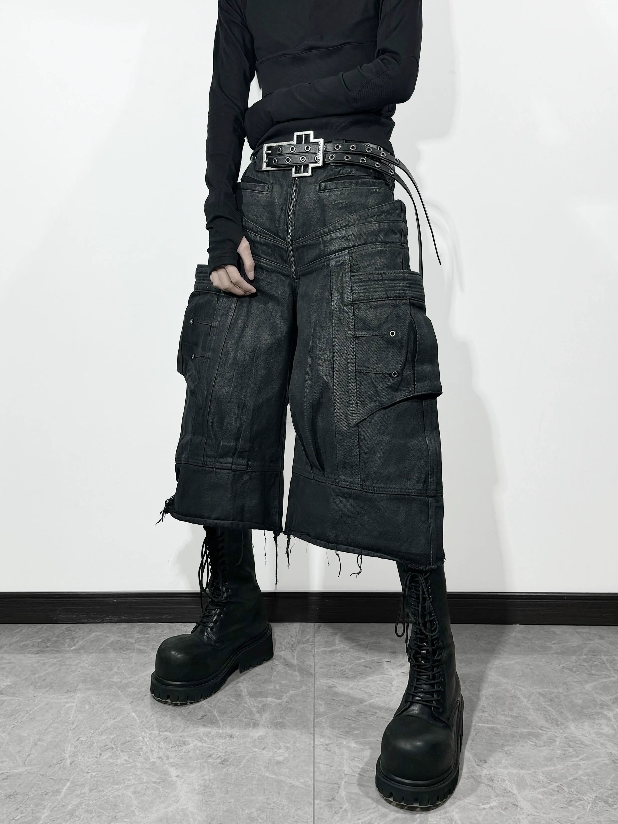 LIQUID METAL DENIM SHORTS