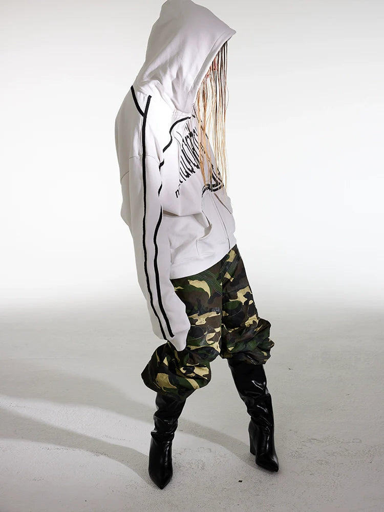 MOSAIC APPLIQUE SWEATSHIRT
