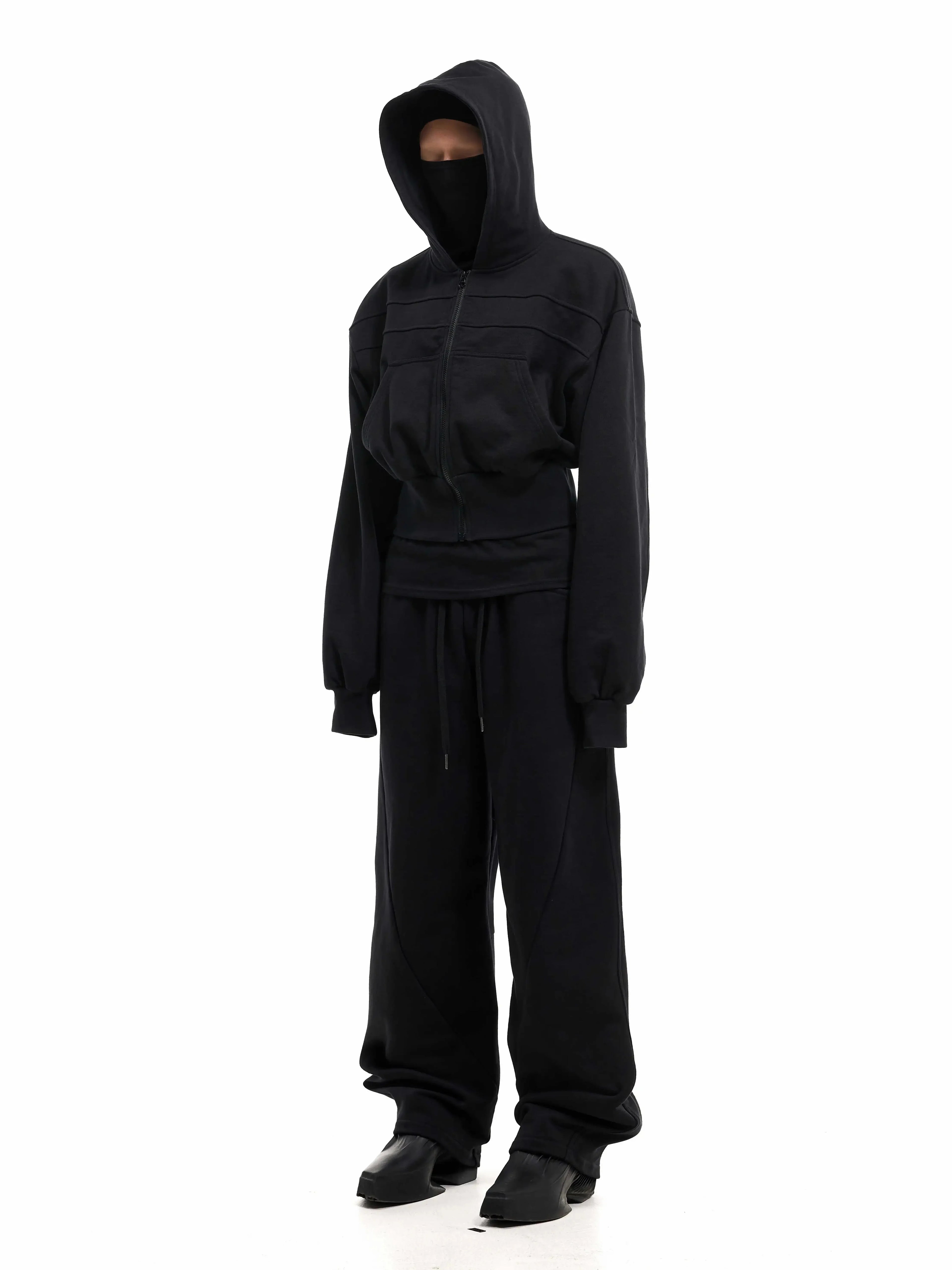 VERSATILE HOODIE JACKET FOR ALL