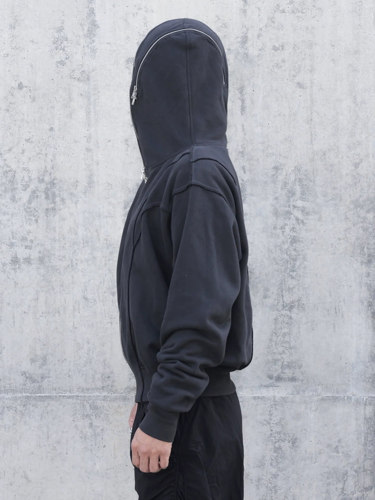 HOODED ZIPPER MASKED SWEATER