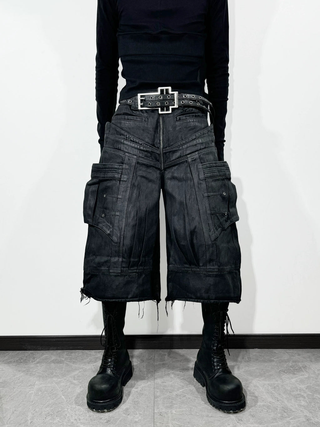 LIQUID METAL DENIM SHORTS