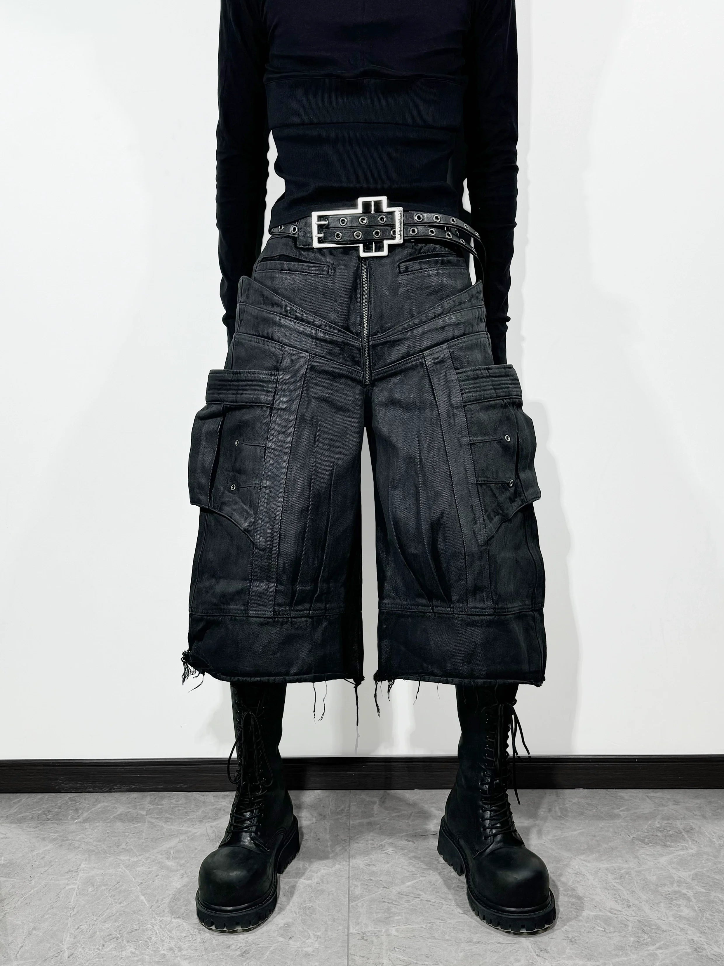 LIQUID METAL DENIM SHORTS