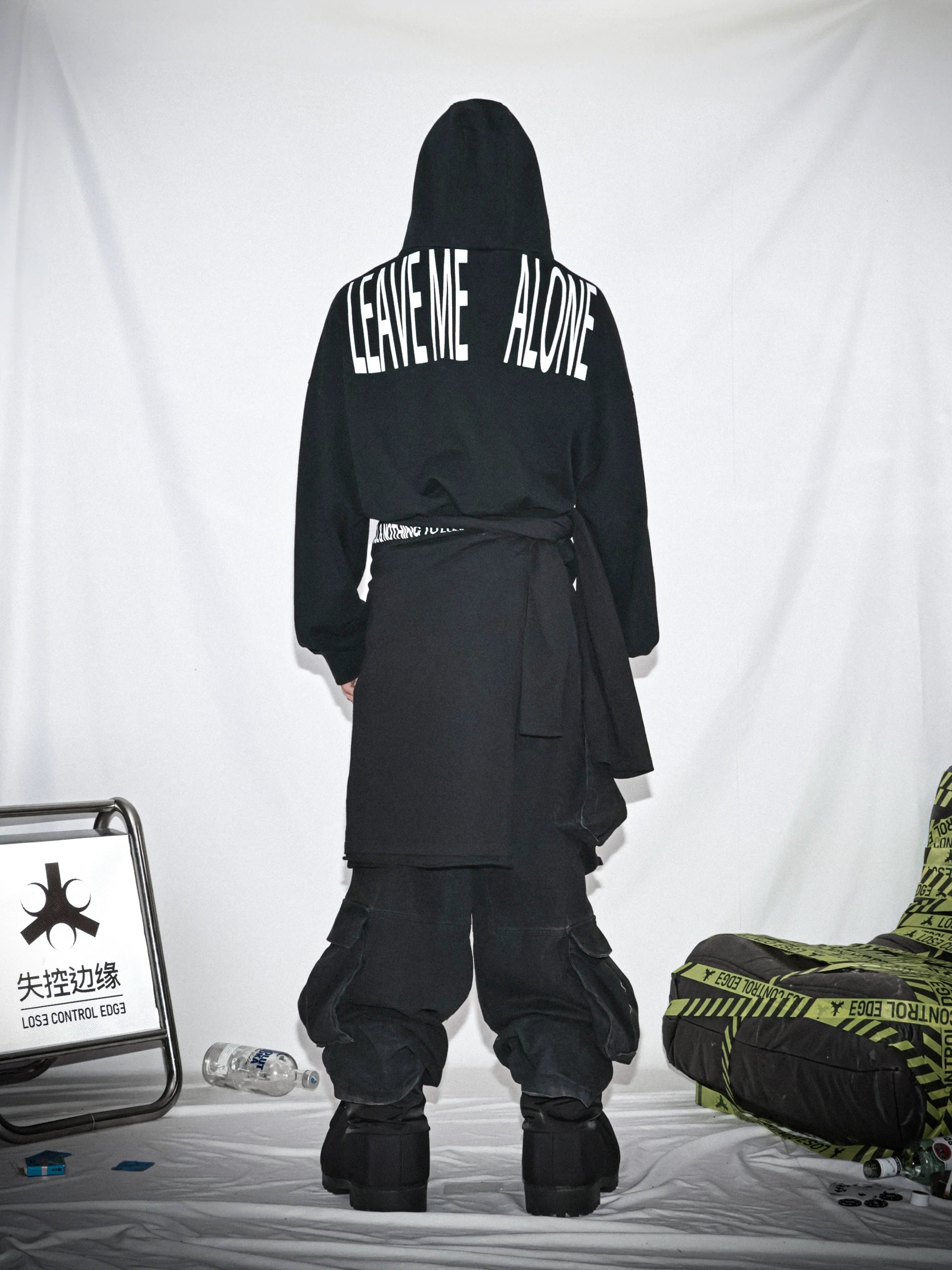 RUNAWAY EDGE HOODIE