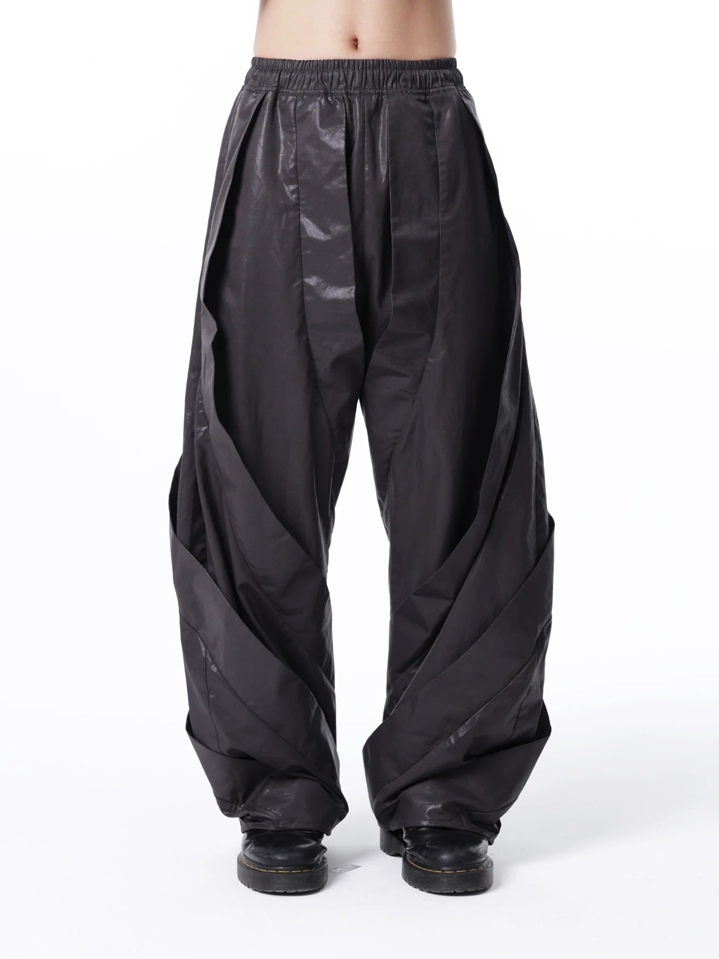 SPIRAL WAXED CASUAL PANTS