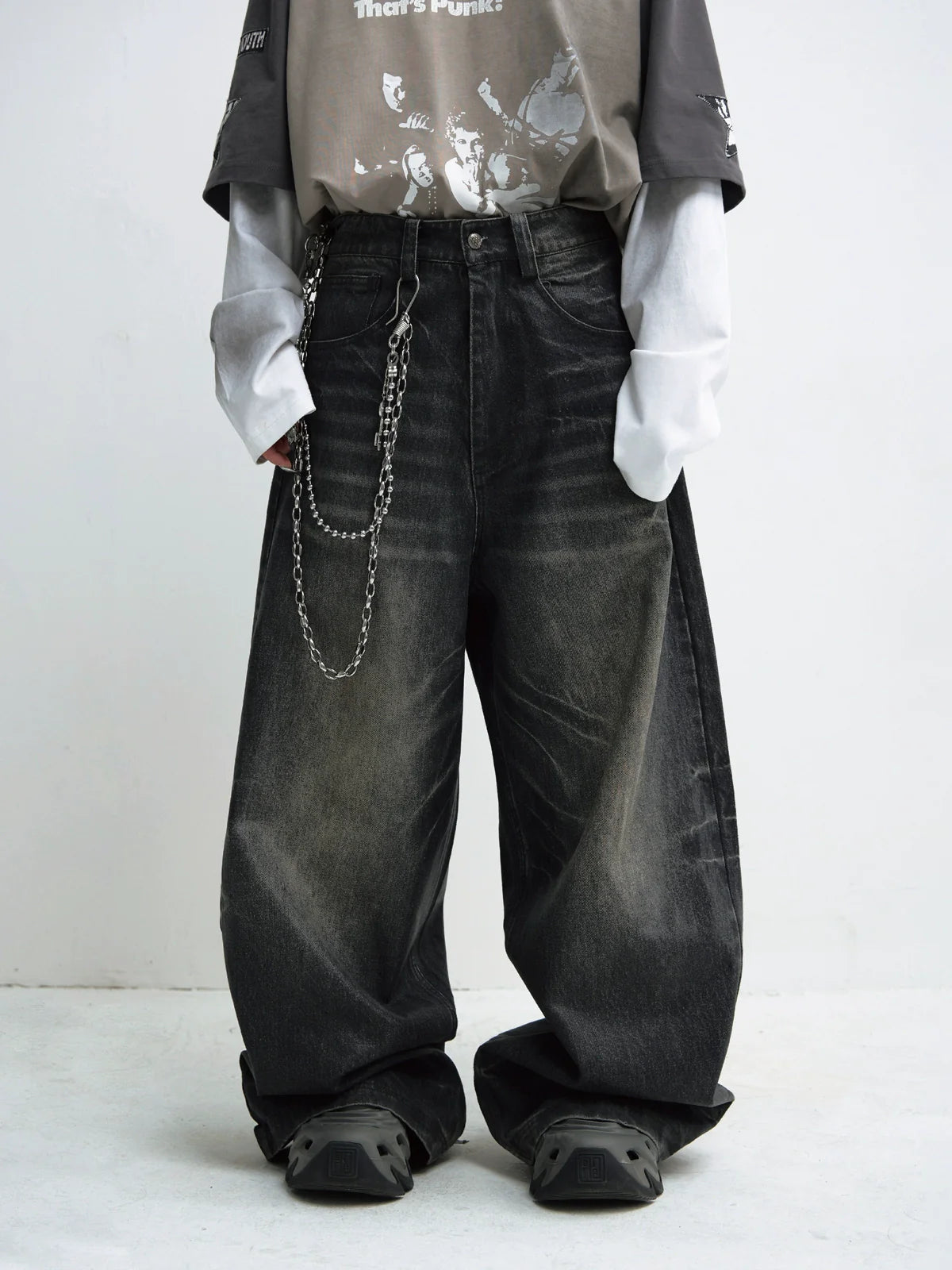 VINTAGE WIDE LEG JEANS