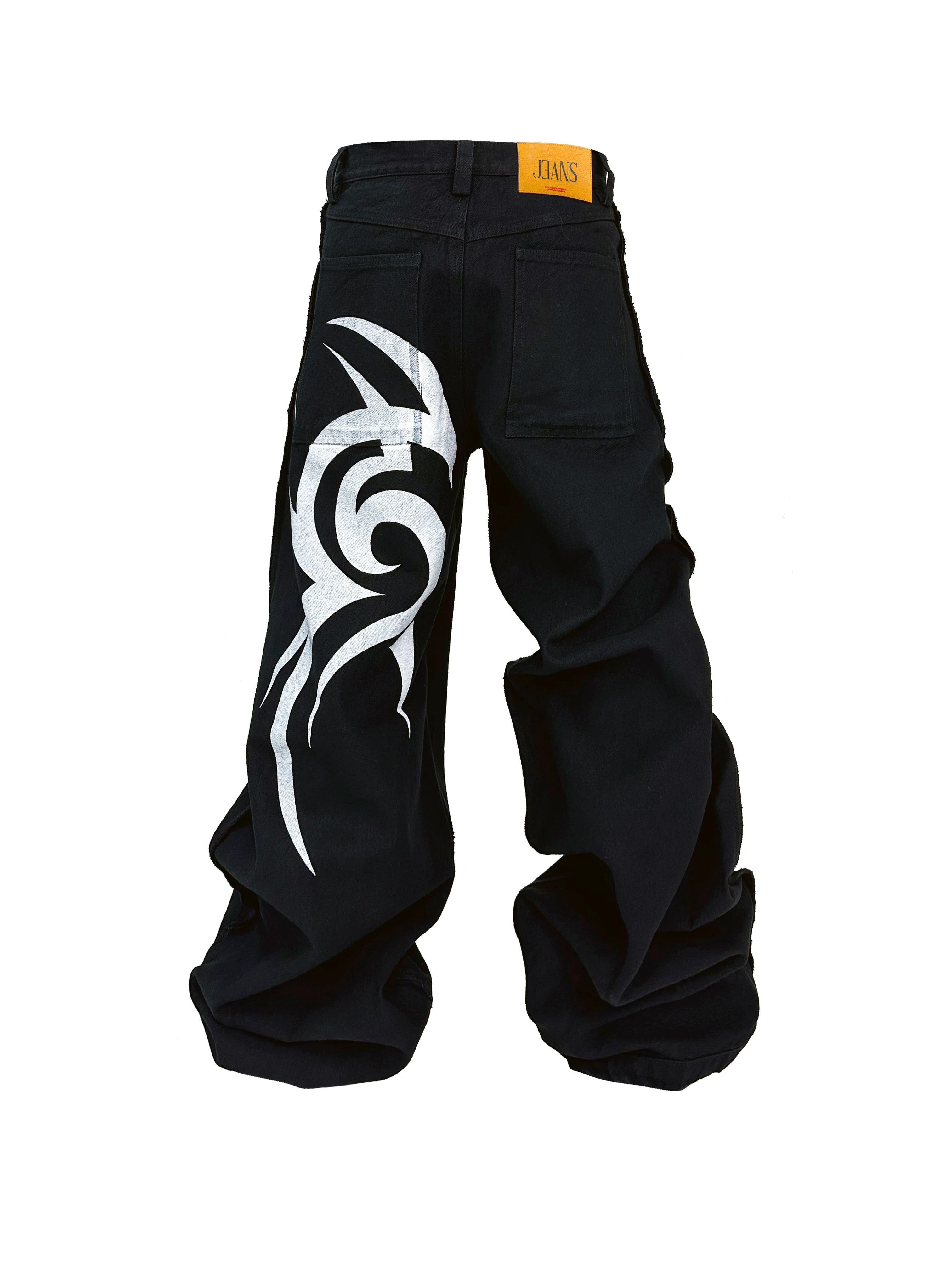 GRAPHIC BAGGY JEANS
