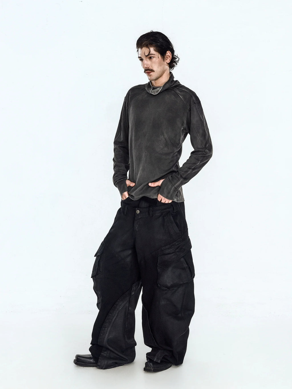 IRREGULAR CUT DENIM PANTS