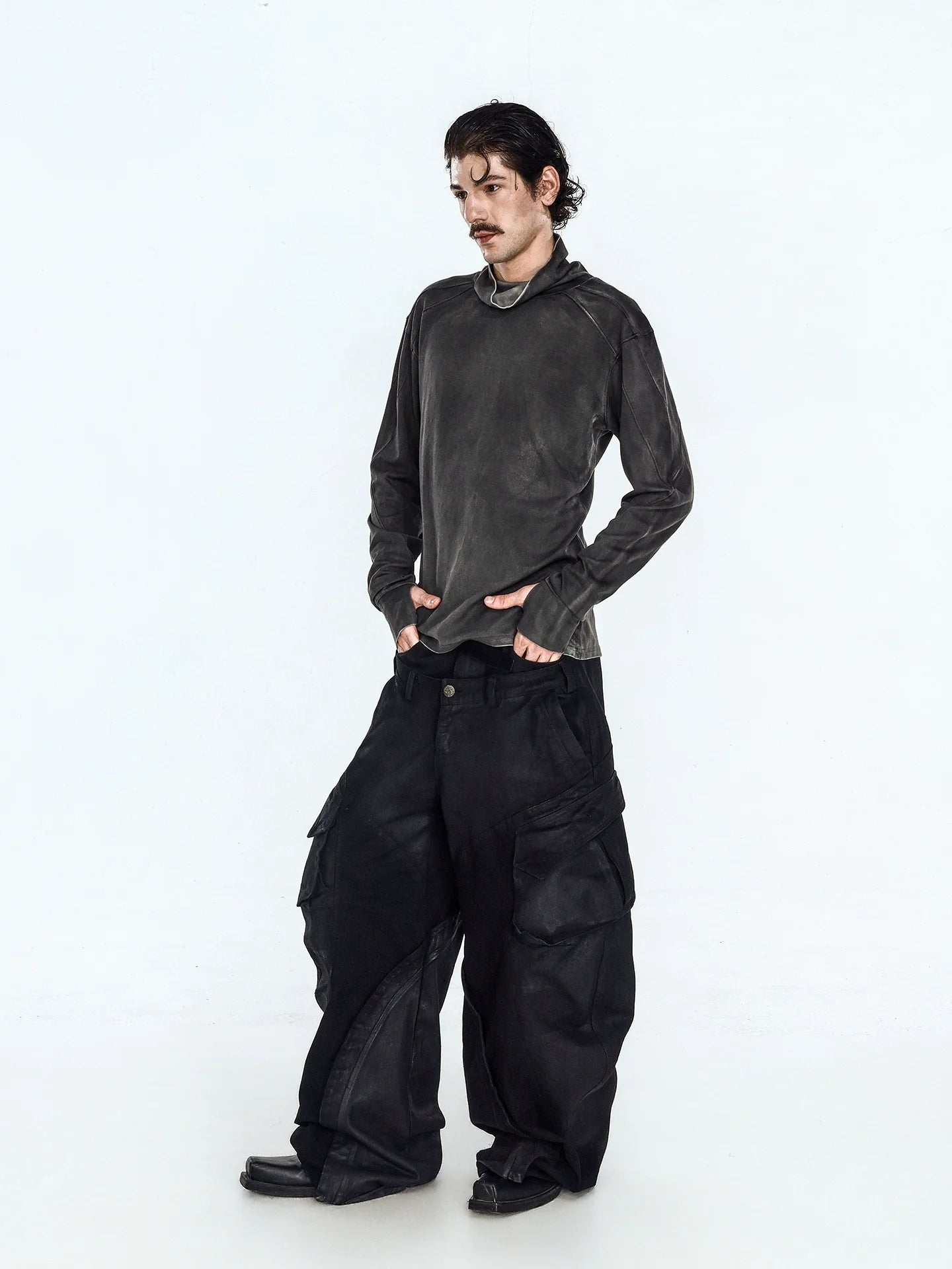 IRREGULAR CUT DENIM PANTS