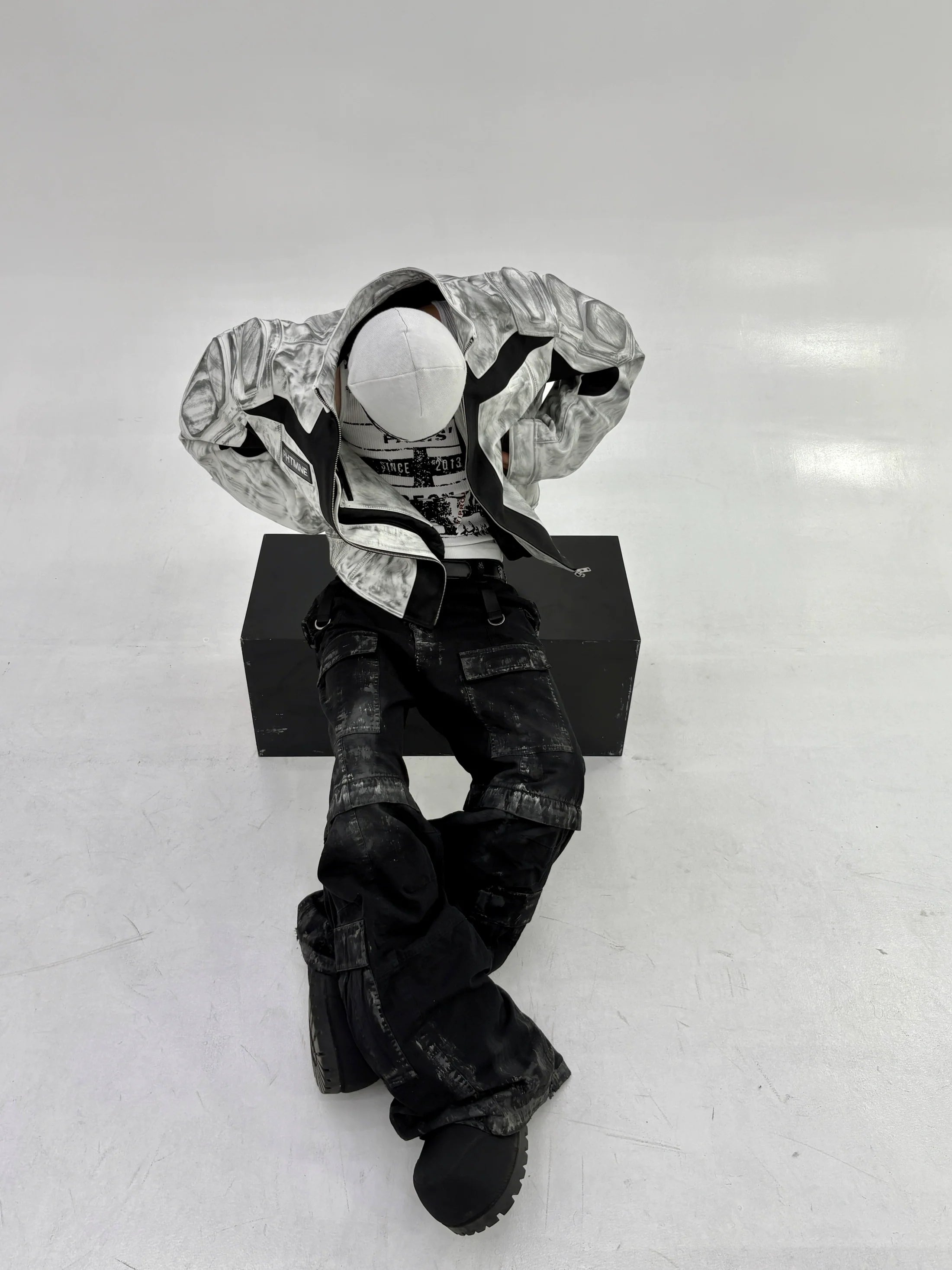 REMOVABLE MULTI-POCKET CARGO PANTS