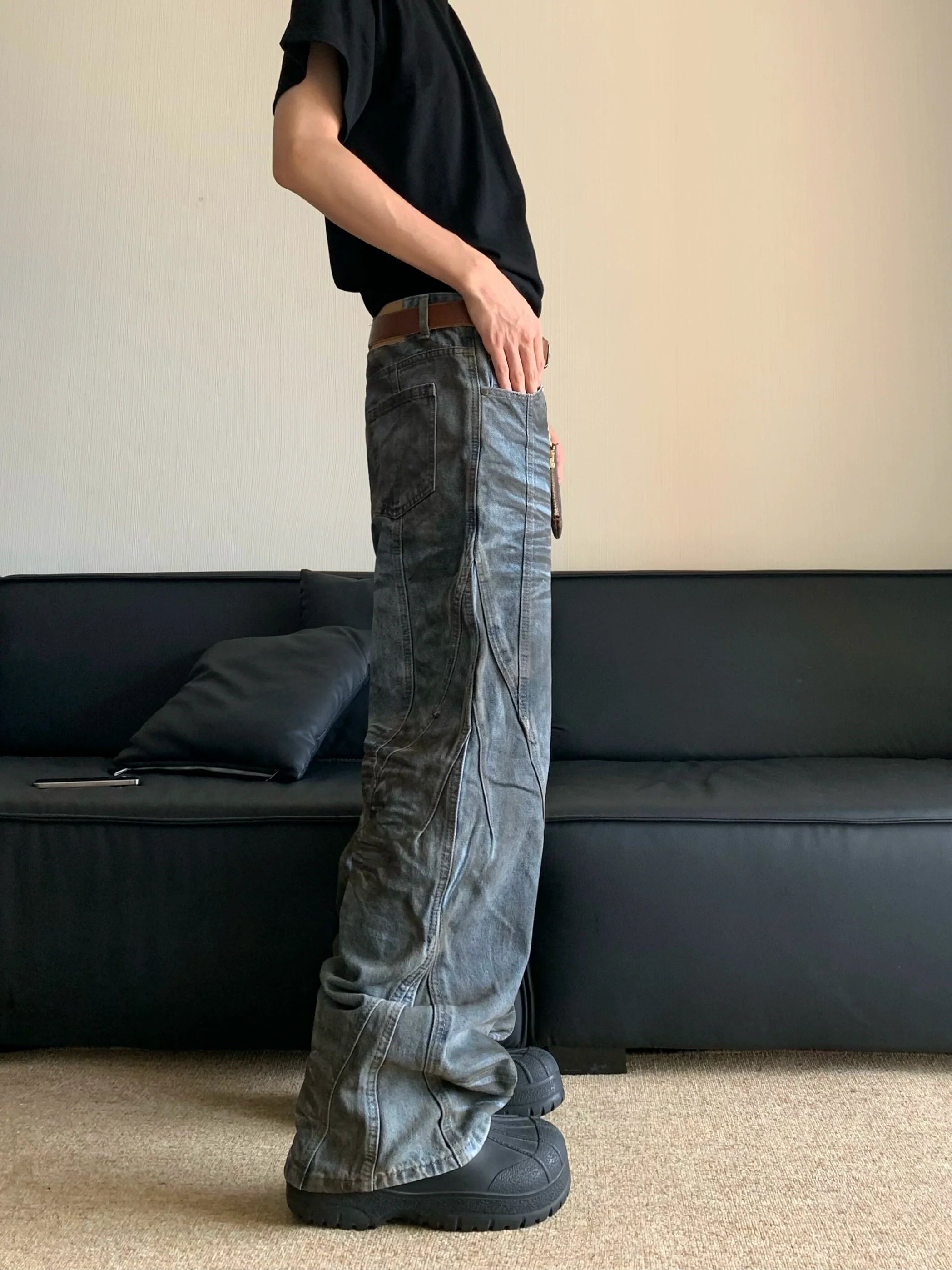 URBAN DISTRESSED DENIM